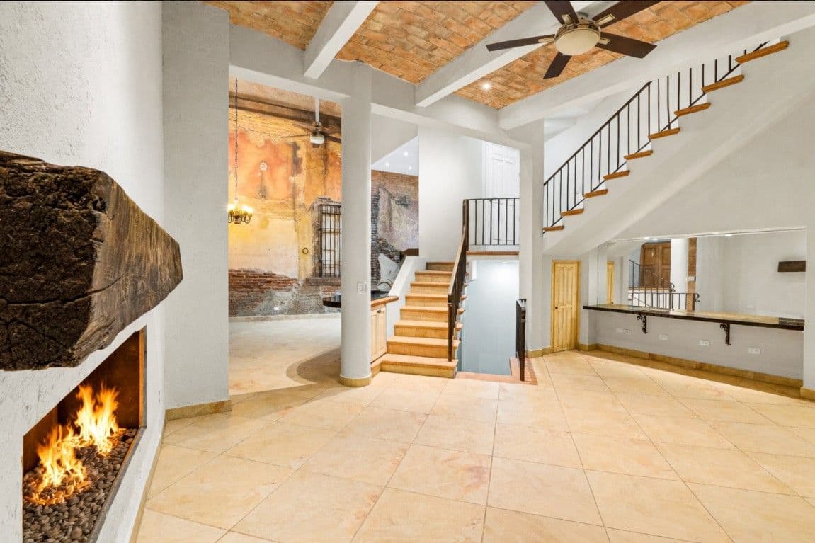 Casa Romance — photo 5 of 10