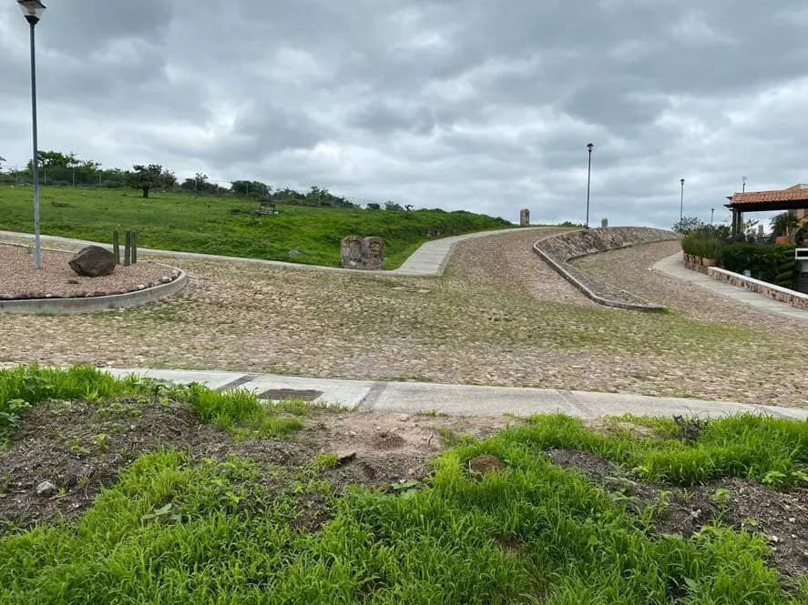 Homesite in Hacienda La Presita — photo 4 of 10