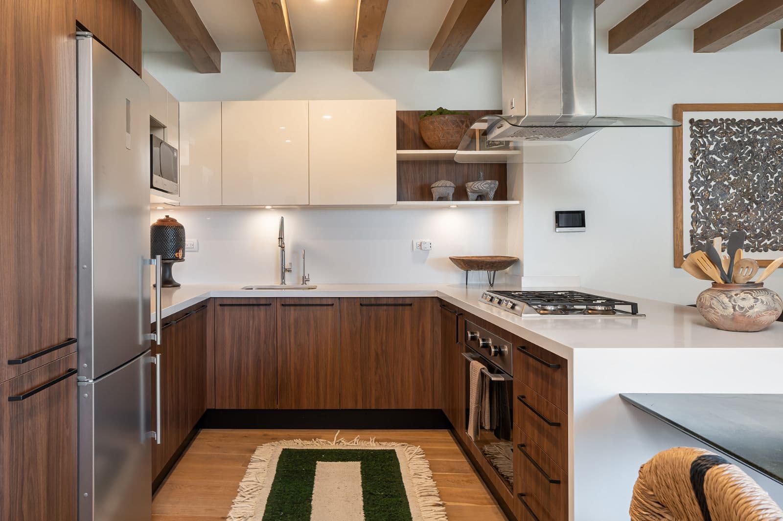 Le Cottage Penthouse #9 — photo 3 of 10