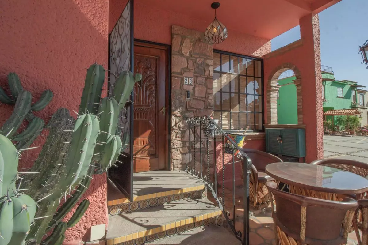 R27 House For Rent in Santa Julia — photo 4 of 10