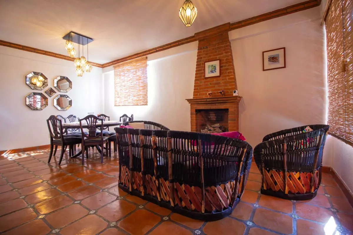 R27 House For Rent in Santa Julia — photo 6 of 10