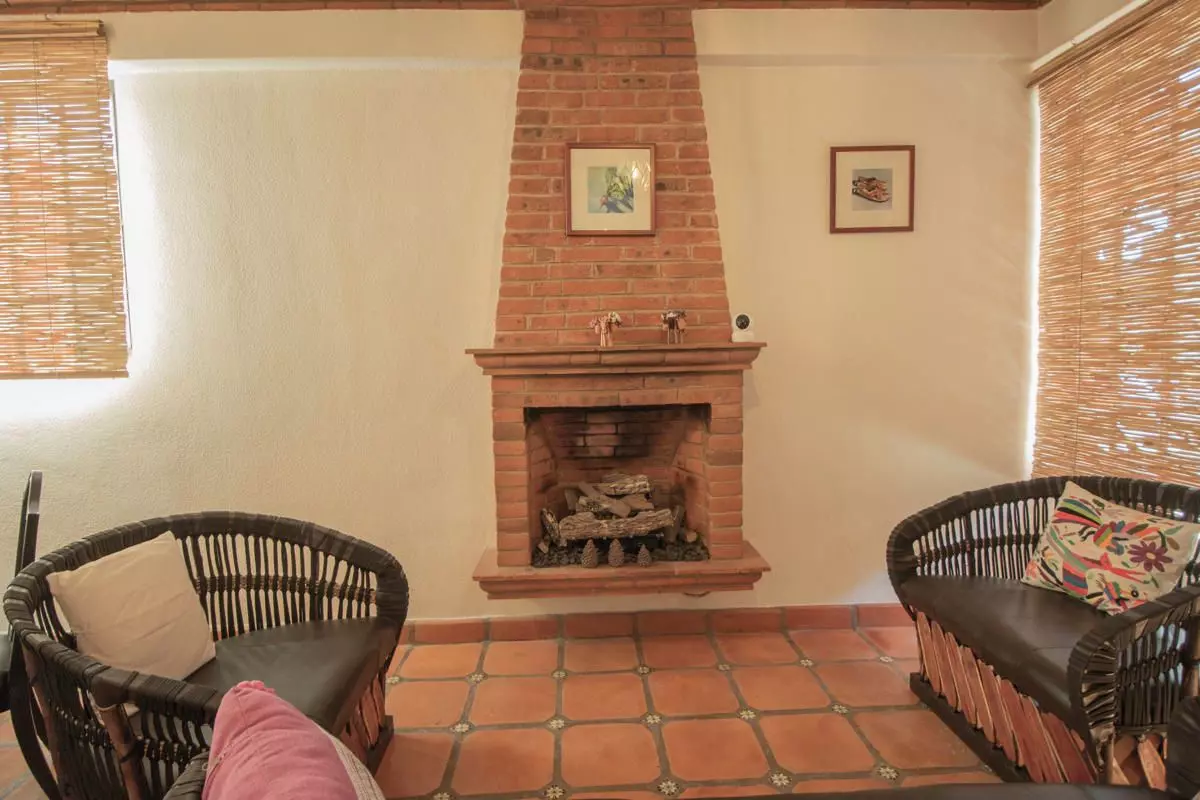R27 House For Rent in Santa Julia — photo 8 of 10