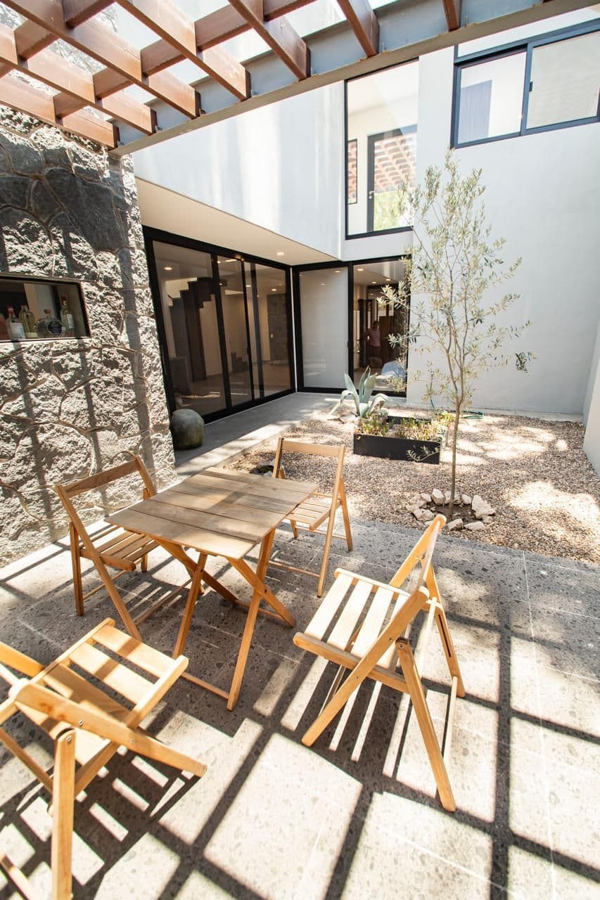 Casa en renta en el exclusivo Fraccionamiento Zirándaro — photo 4 of 10