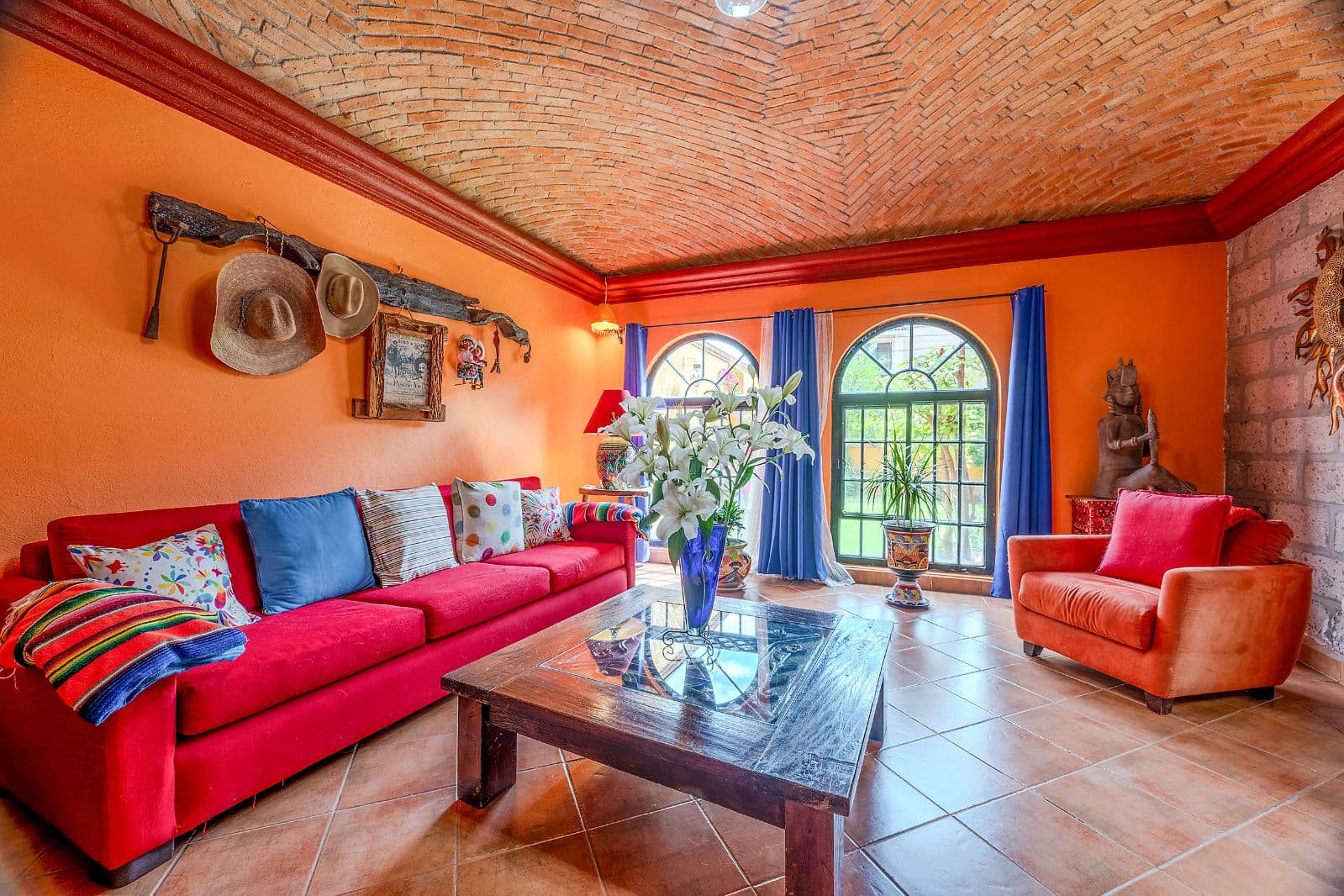 Casa Colorida — photo 4 of 10