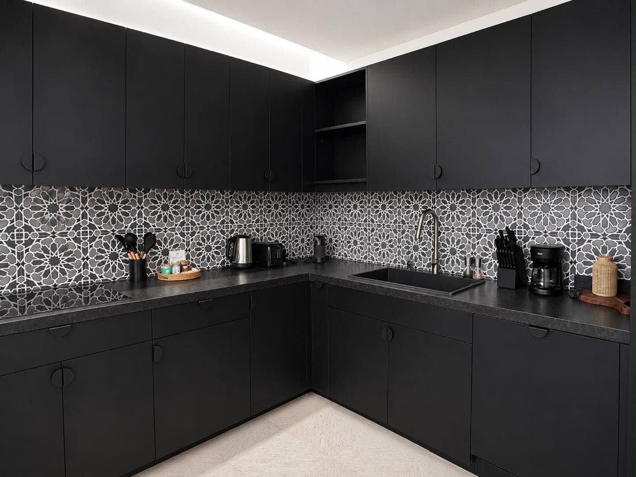 3 · Luxury Penthouse 2 Bedrooms with Private Rooftop - Paseo del Centro — photo 6 of 10