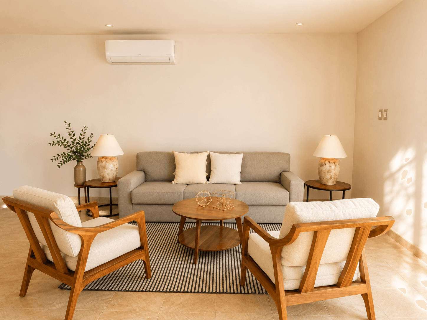 3 · Luxury Penthouse 2 Bedrooms with Private Rooftop - Paseo del Centro — photo 8 of 10