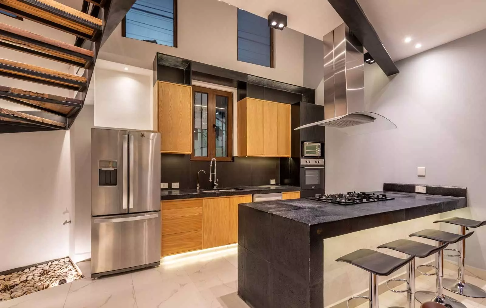 The Corner Loft House — photo 6 of 10