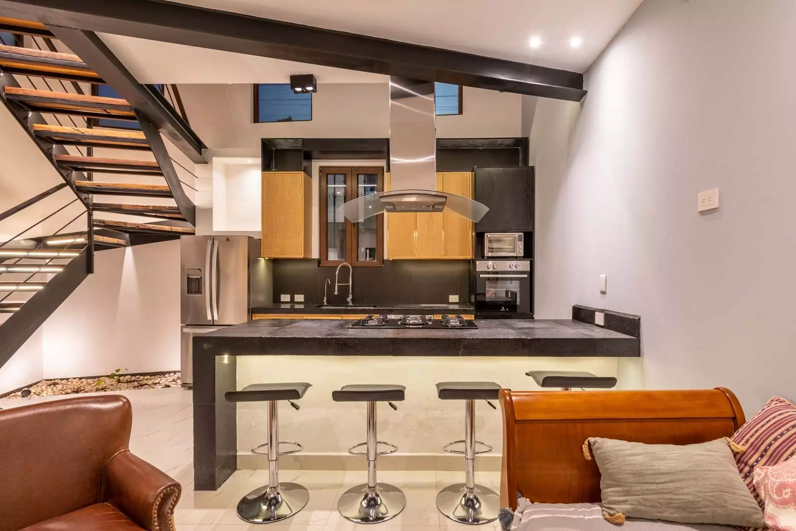 The Corner Loft House — photo 4 of 10