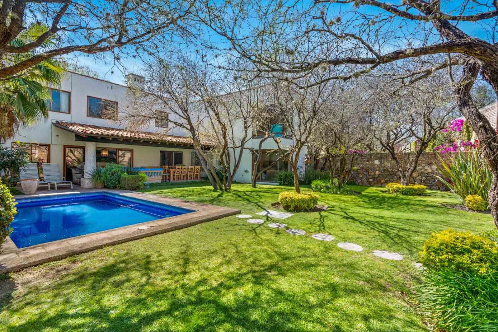 Casa Puerta Azul — photo 3 of 10