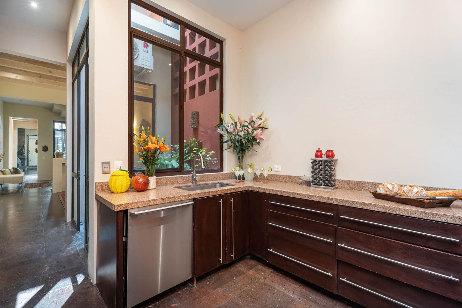 Casa Lagniappe — photo 10 of 10