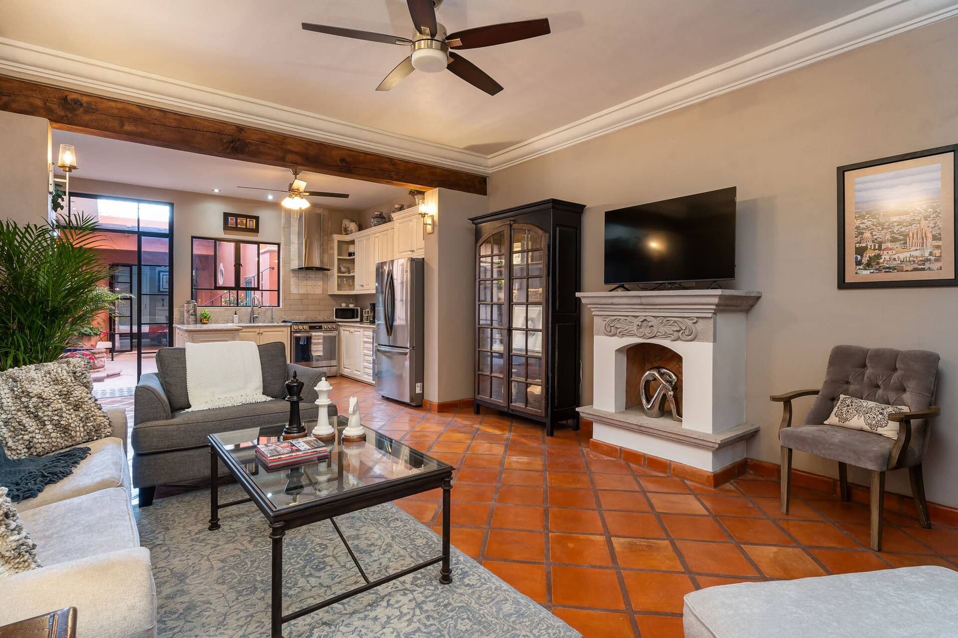 Casa Mimosa — photo 2 of 10