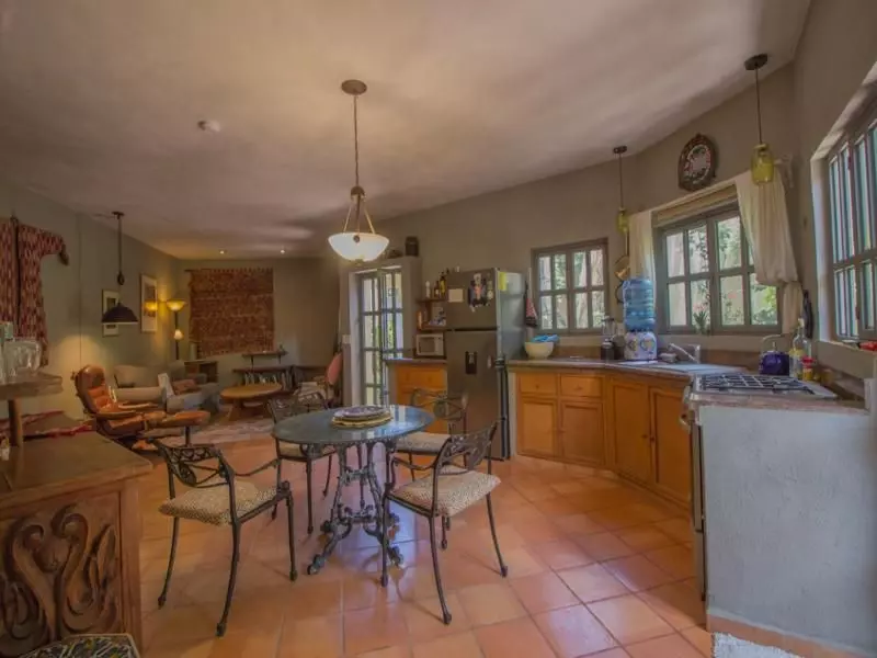 R26 House for Rent San Jorge San Antonio — photo 7 of 10