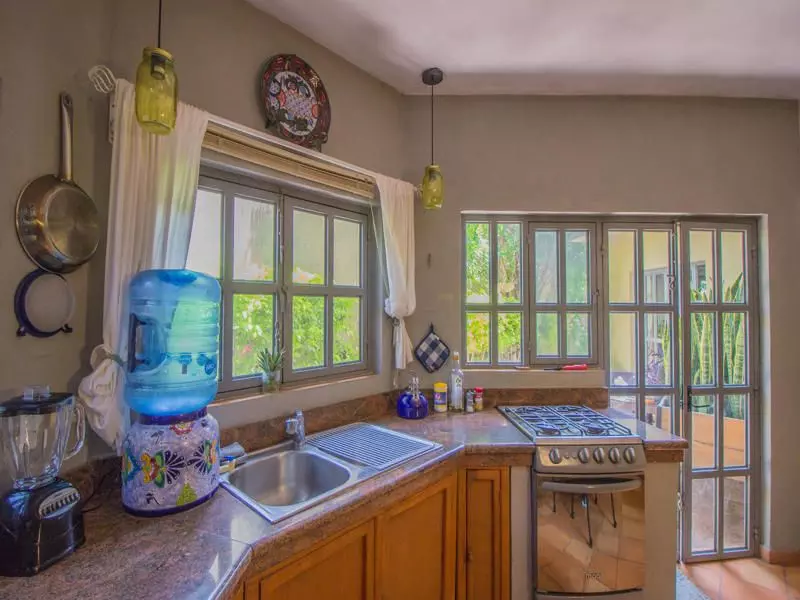 R26 House for Rent San Jorge San Antonio — photo 8 of 10