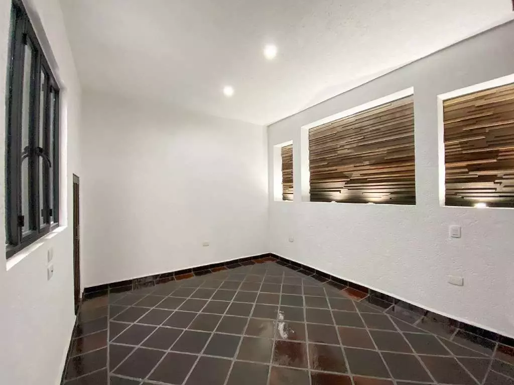 San Antonio condo B1 — photo 6 of 10