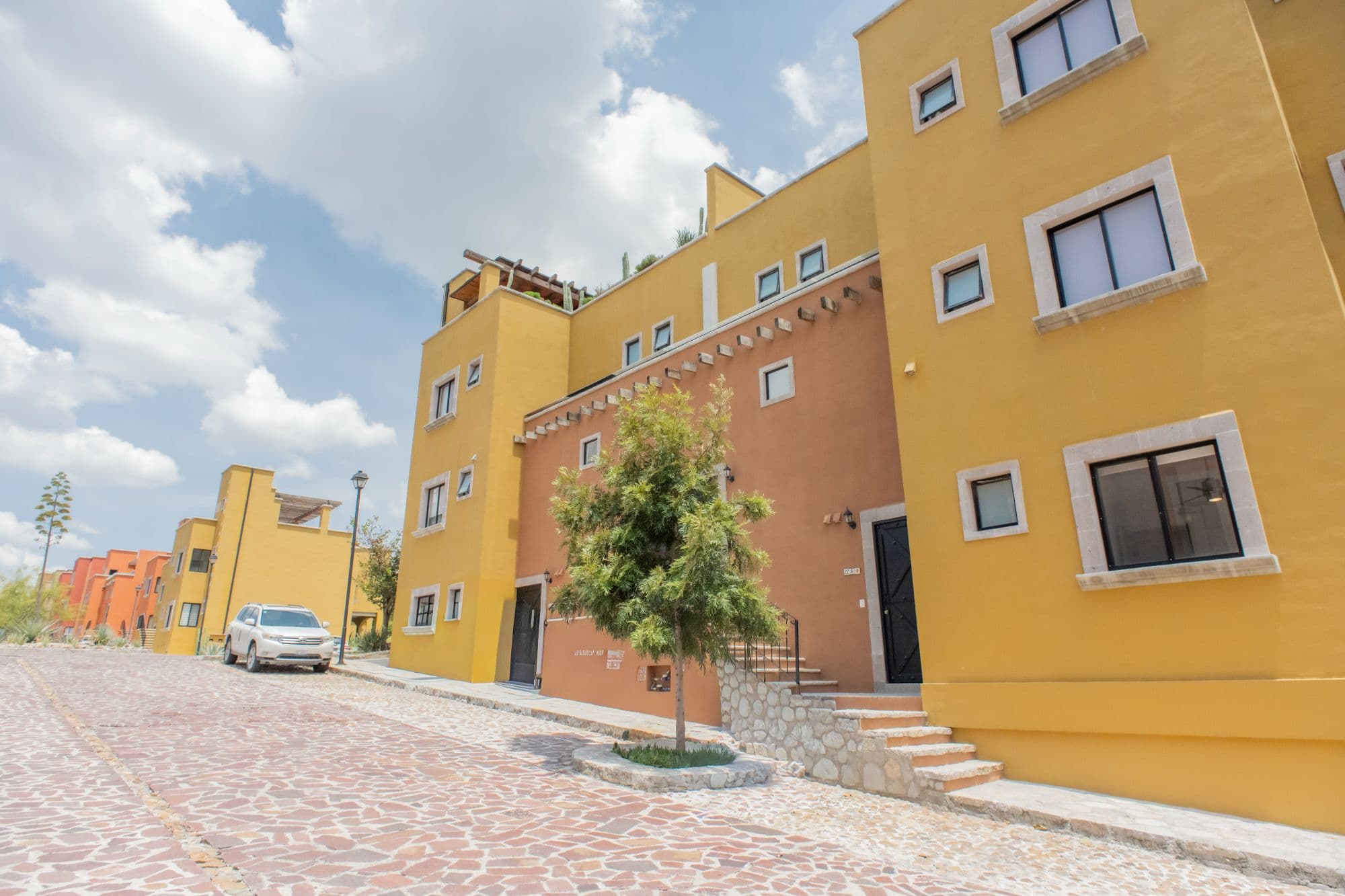 La Serena Single-Level Living — photo 4 of 10