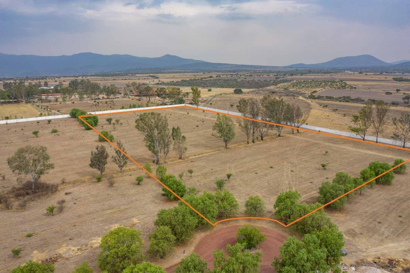La Finca Lot 14 — photo 4 of 10
