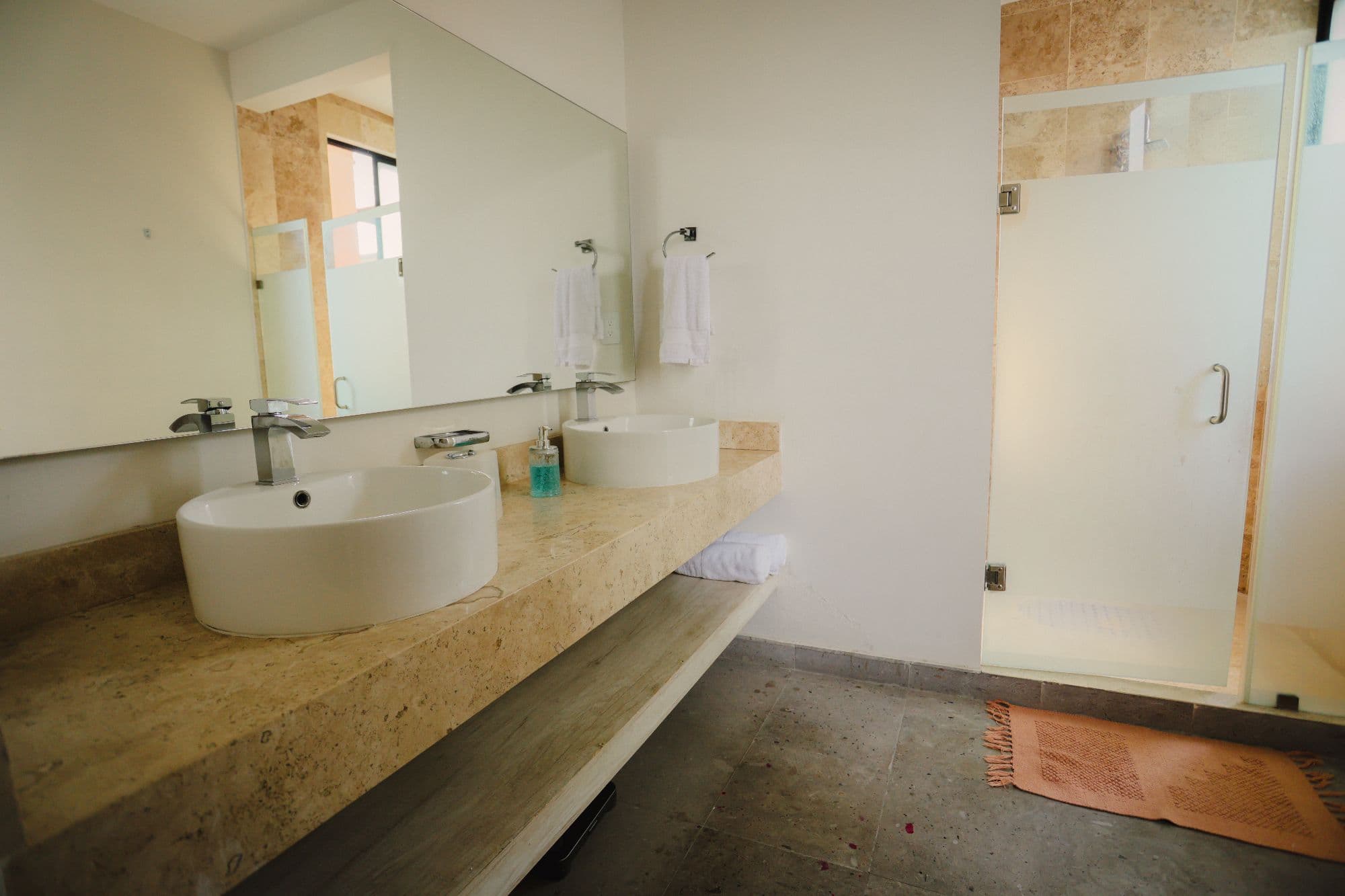 El Milagro Rooftop Apartment — photo 2 of 10