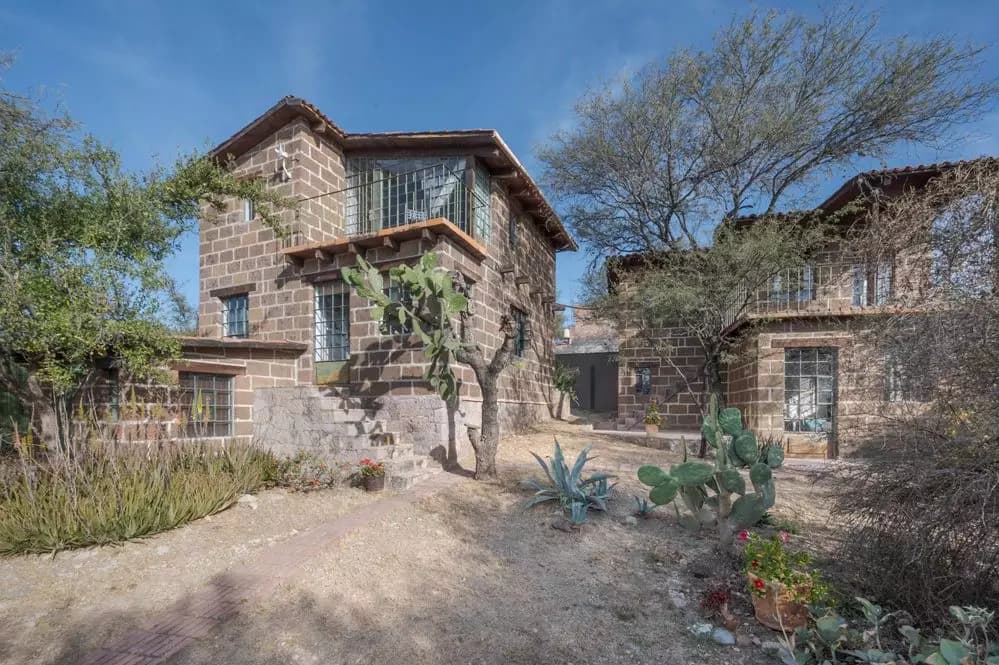 Casa Bosque — photo 1 of 10