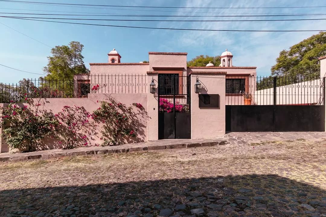CASA JUAN GABRIEL — photo 2 of 10