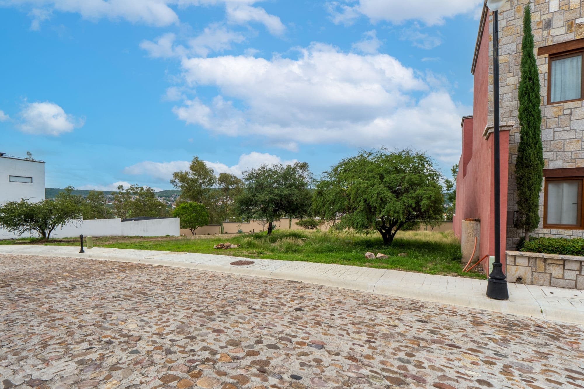 Vista Antigua Lot — photo 4 of 10