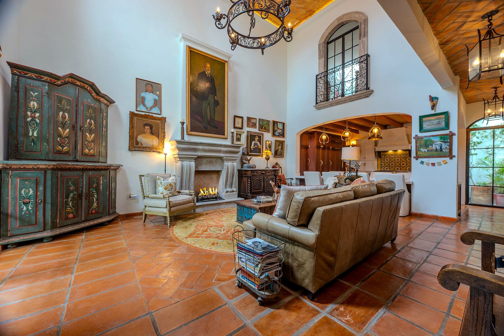 Casa de los Leones — photo 4 of 10