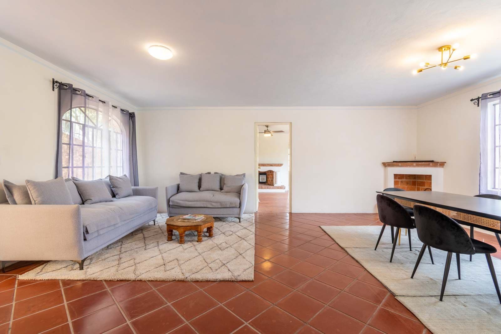 Santo Domingo Condo 9C — photo 3 of 10