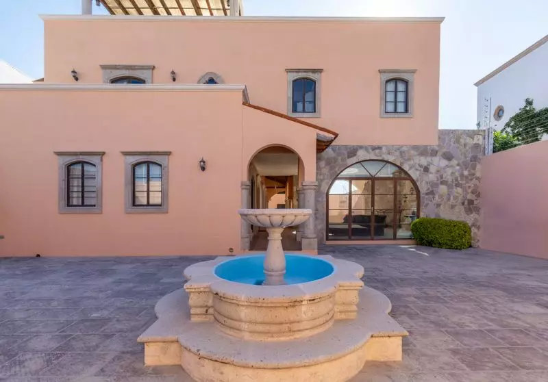 Casa Linda Lavanda — photo 2 of 10