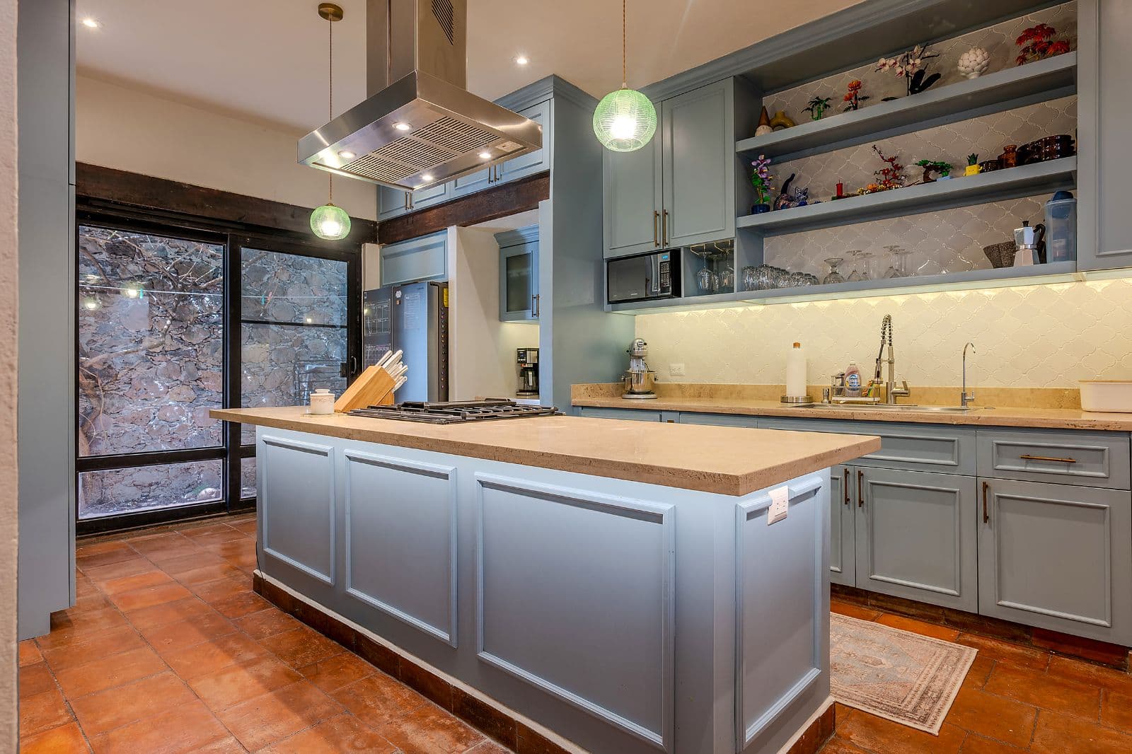 Casa Blue — photo 4 of 10