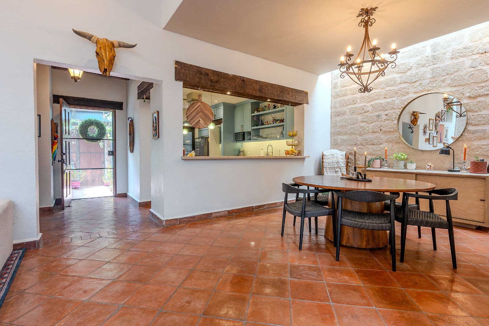 Casa Blue — photo 7 of 10