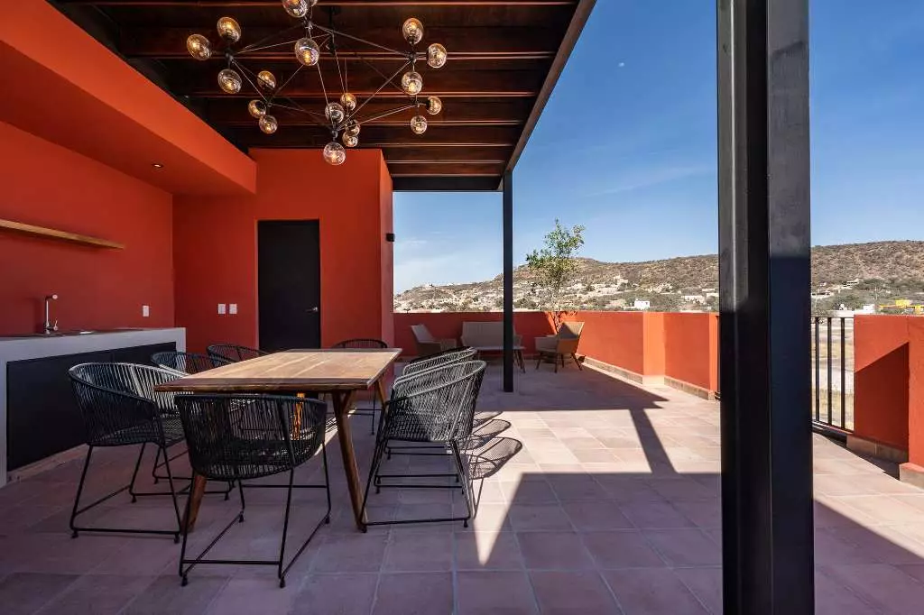 Condo Estrella 309 — photo 2 of 10