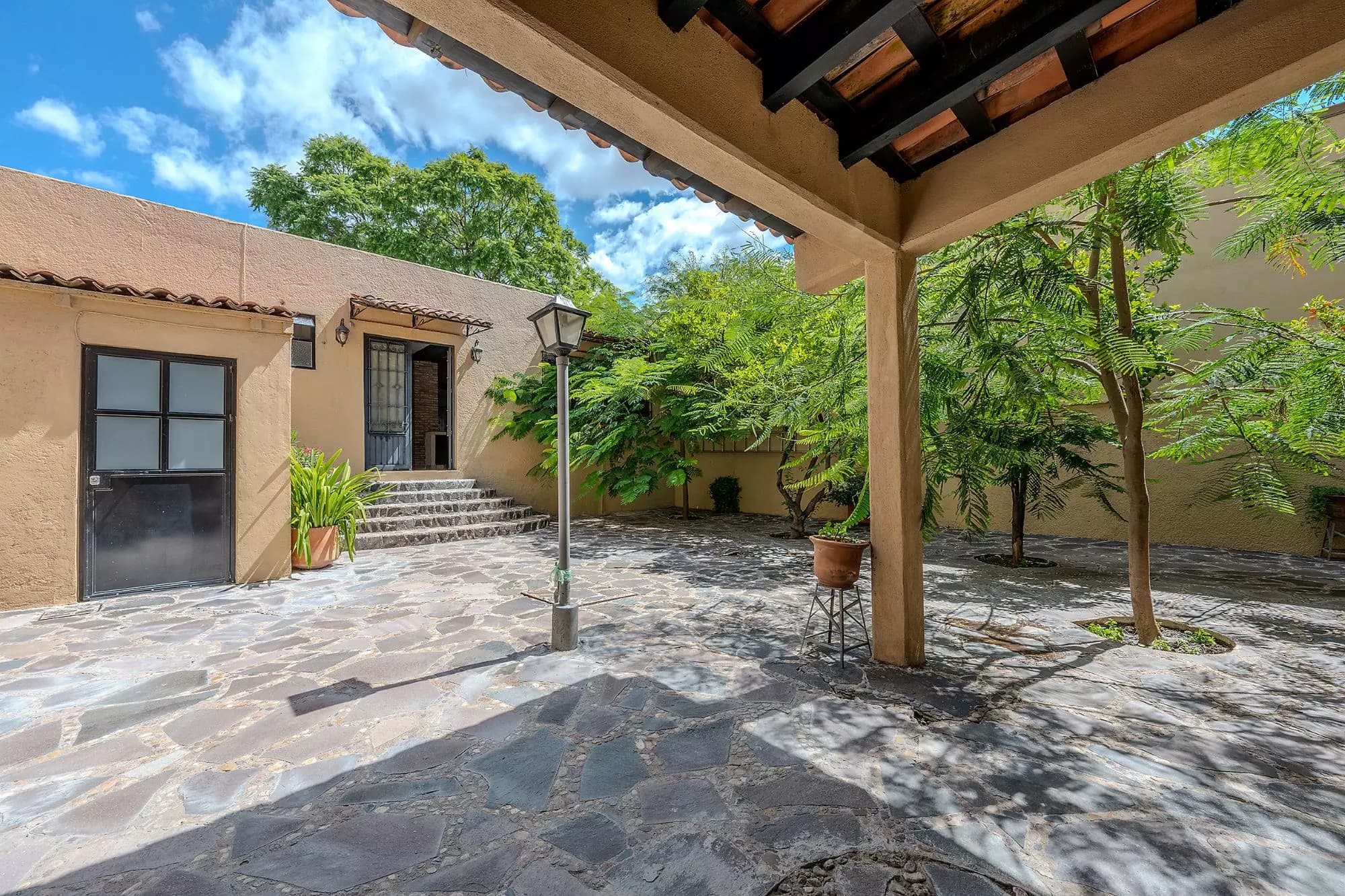 CASA NUEVO DIA — photo 8 of 10