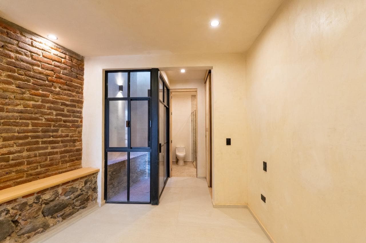 Nuñez Lofts / Loft 2 — photo 8 of 10