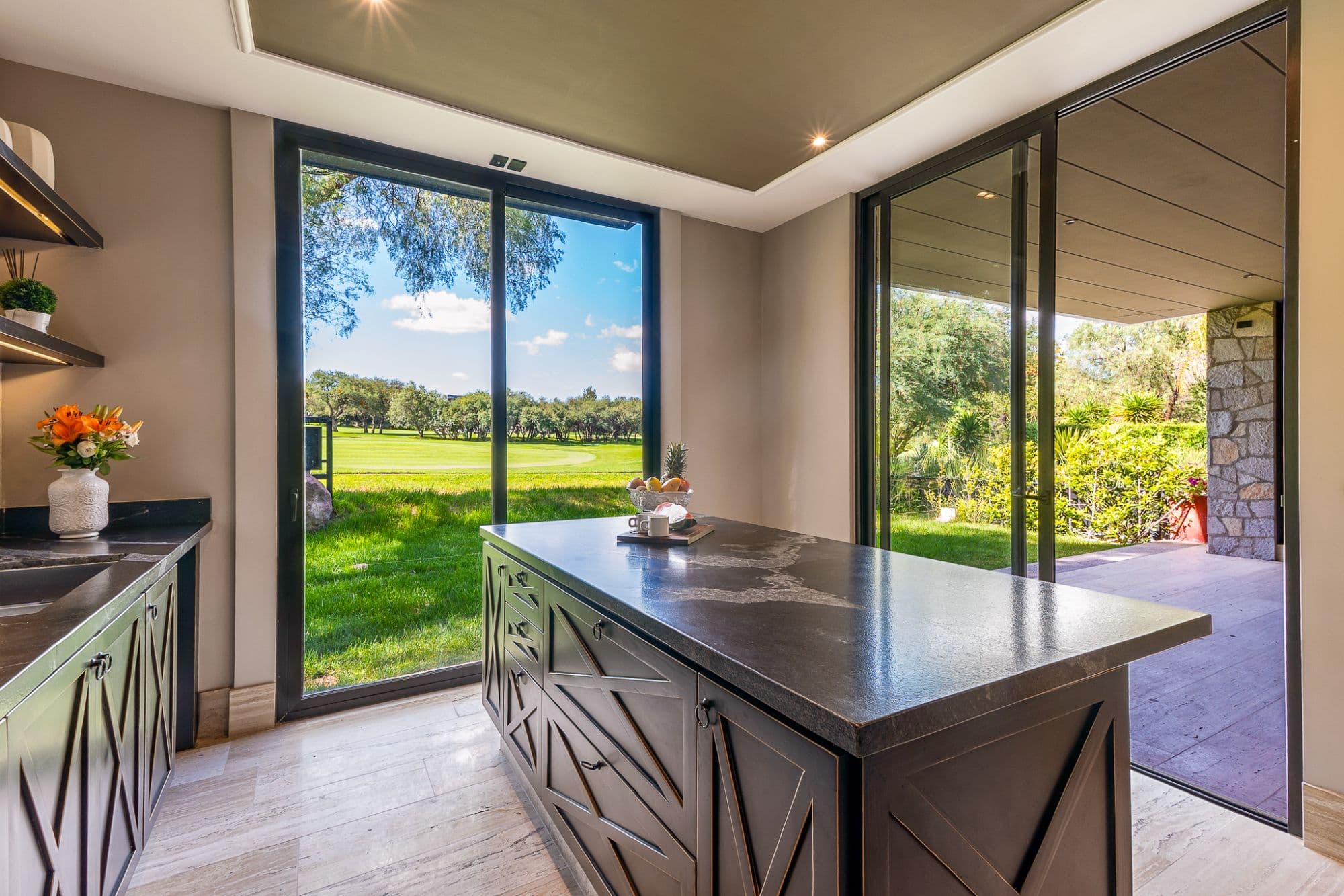 Casa Fairway 7 — photo 3 of 10