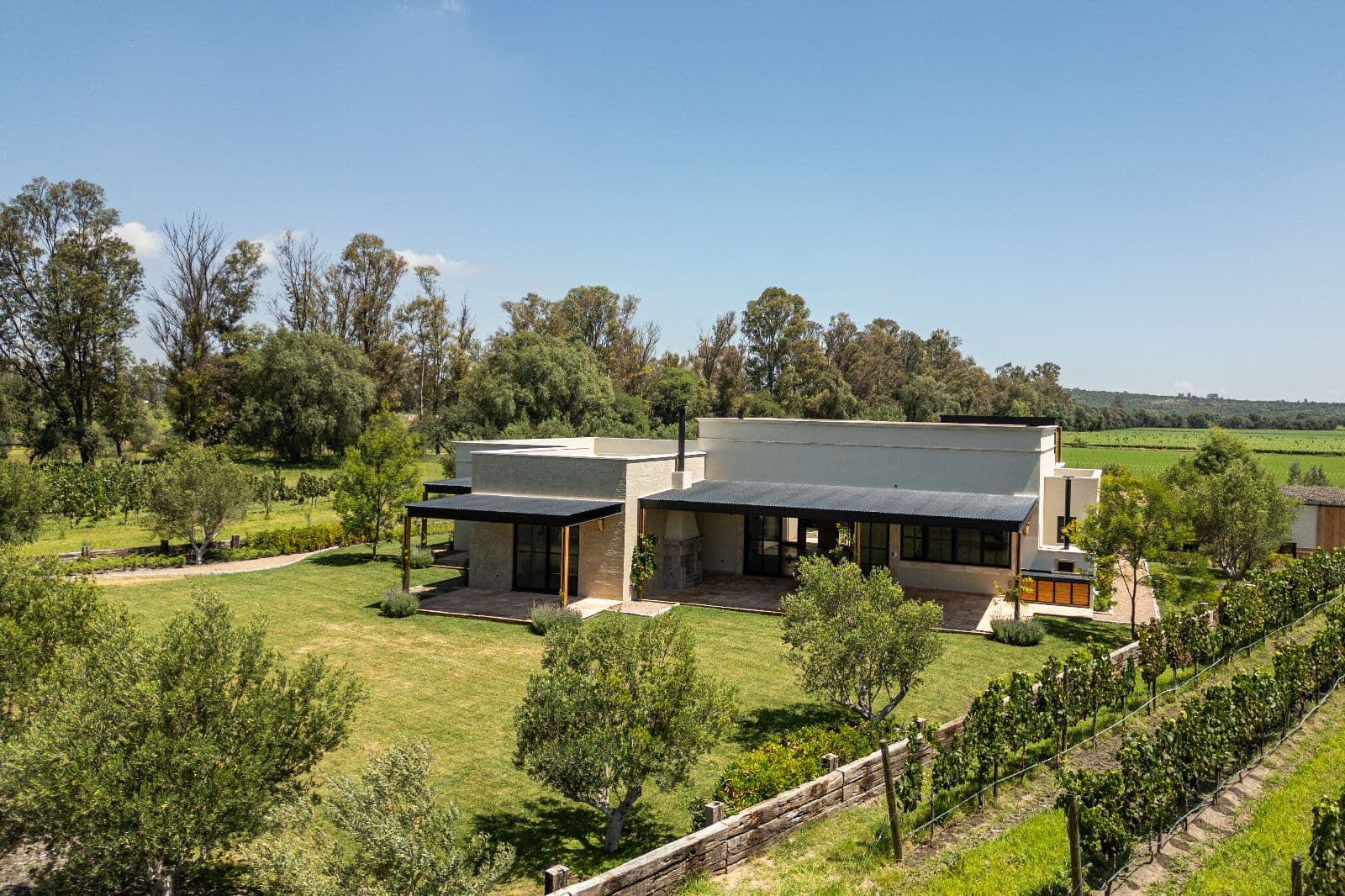 Casa Jinete — photo 1 of 10
