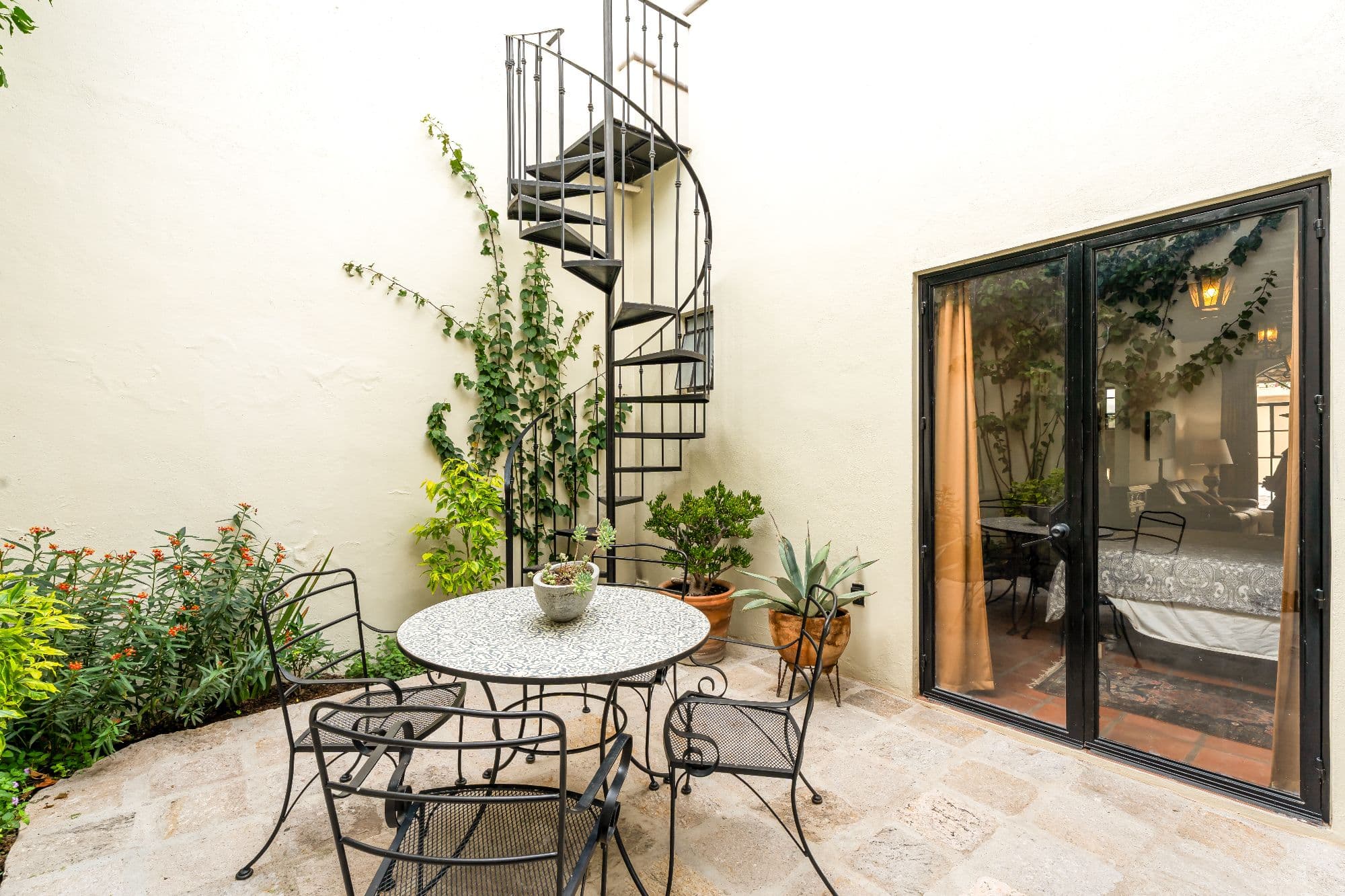 Casa Sobremesa — photo 9 of 10