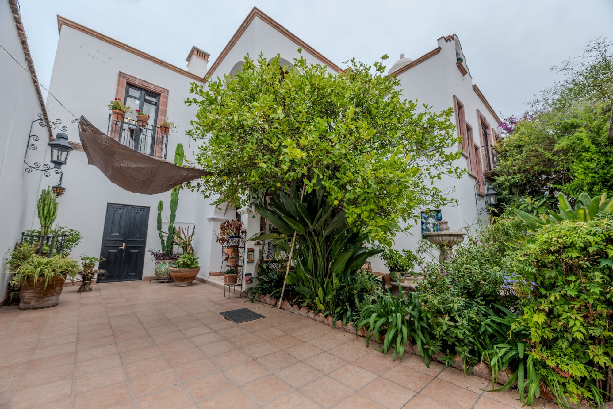 Casa De Las Máscaras — photo 2 of 10