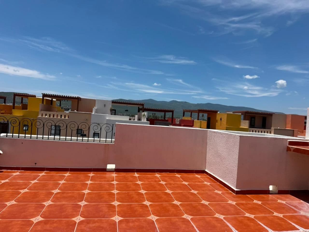 CASA MAGNOLIAS ZIRÁNDARO — photo 5 of 10