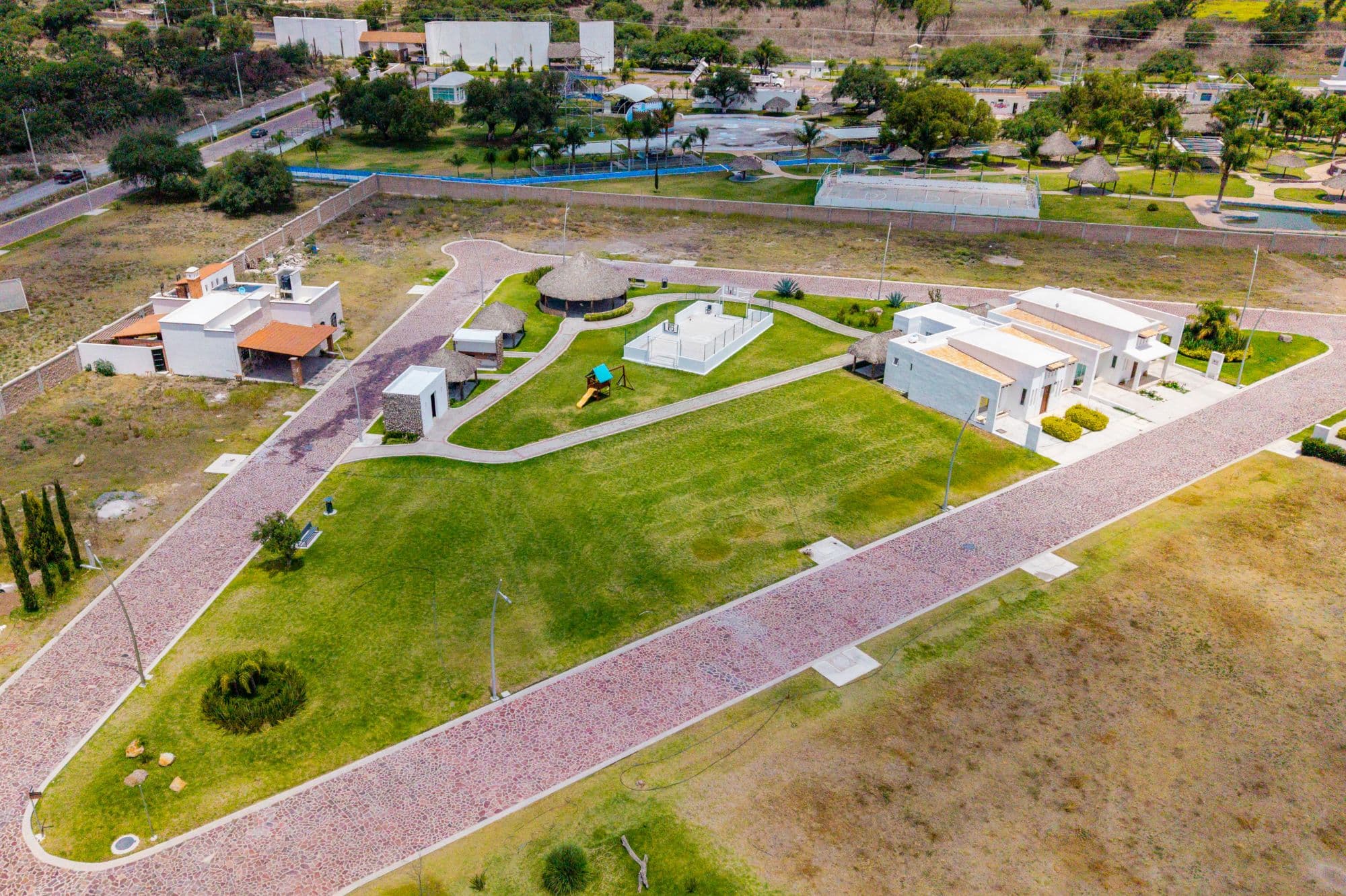 Lote Lucero — photo 6 of 9