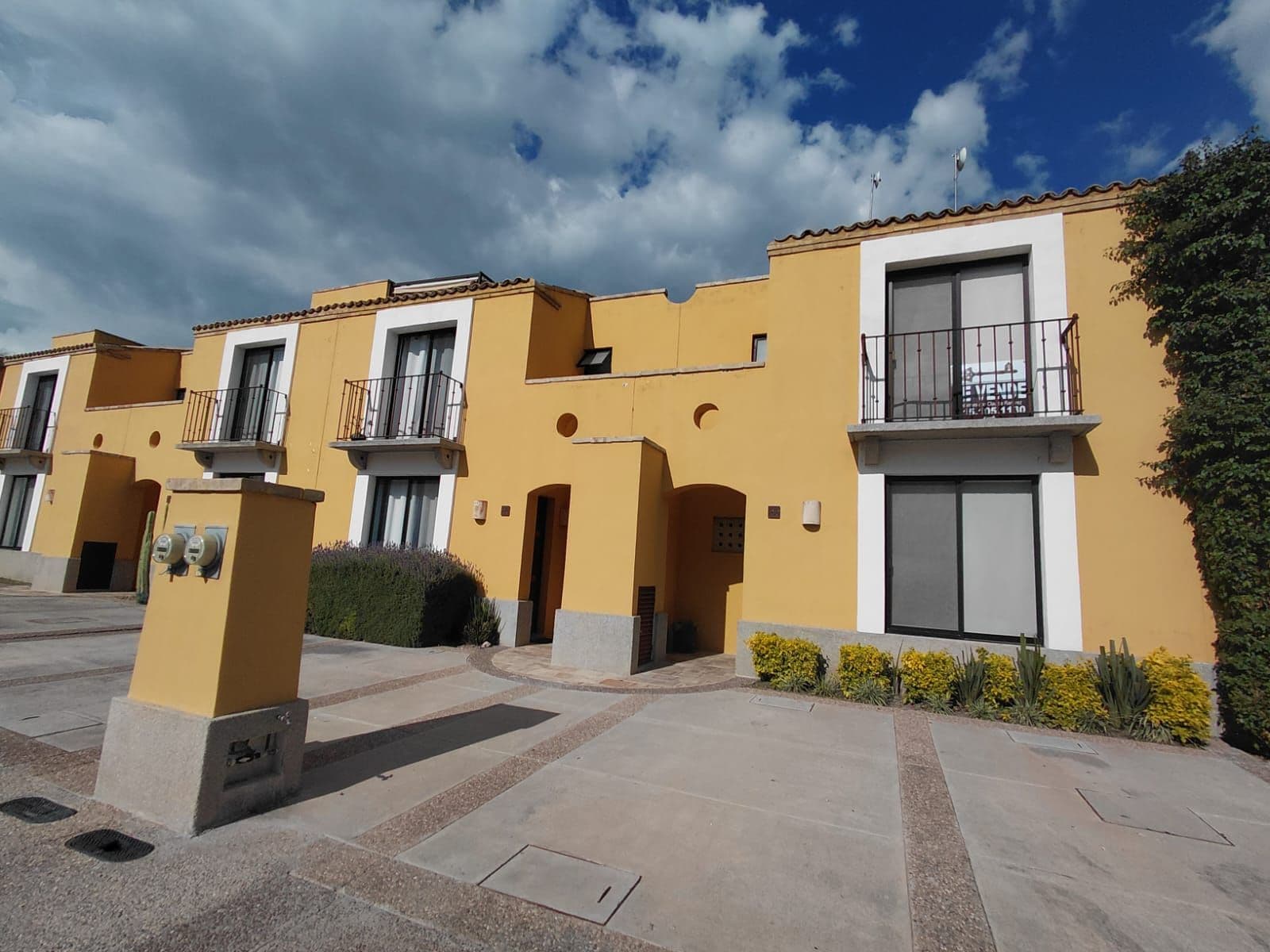 Casa Ideal Torre de Piedra — photo 2 of 10
