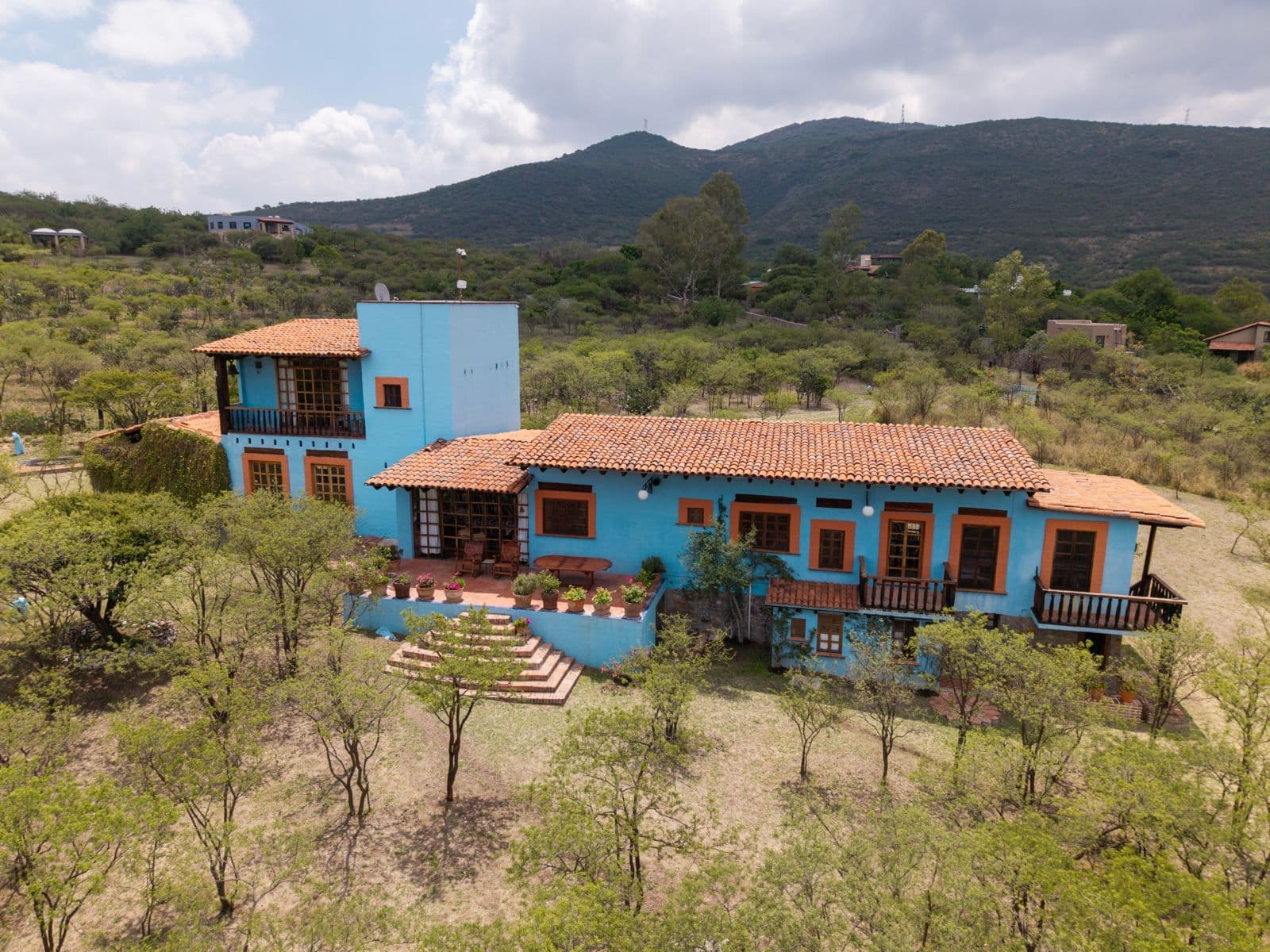 Campo Azul — photo 1 of 10