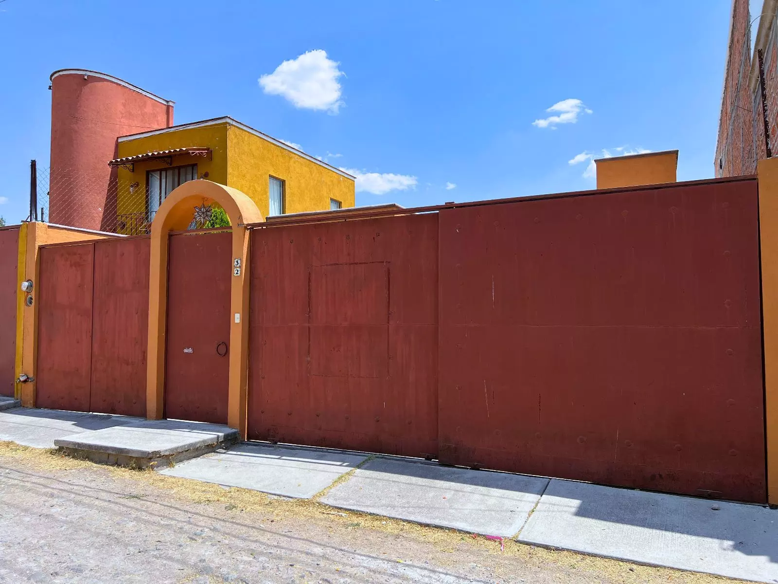 Colonial Investment — photo 3 of 10