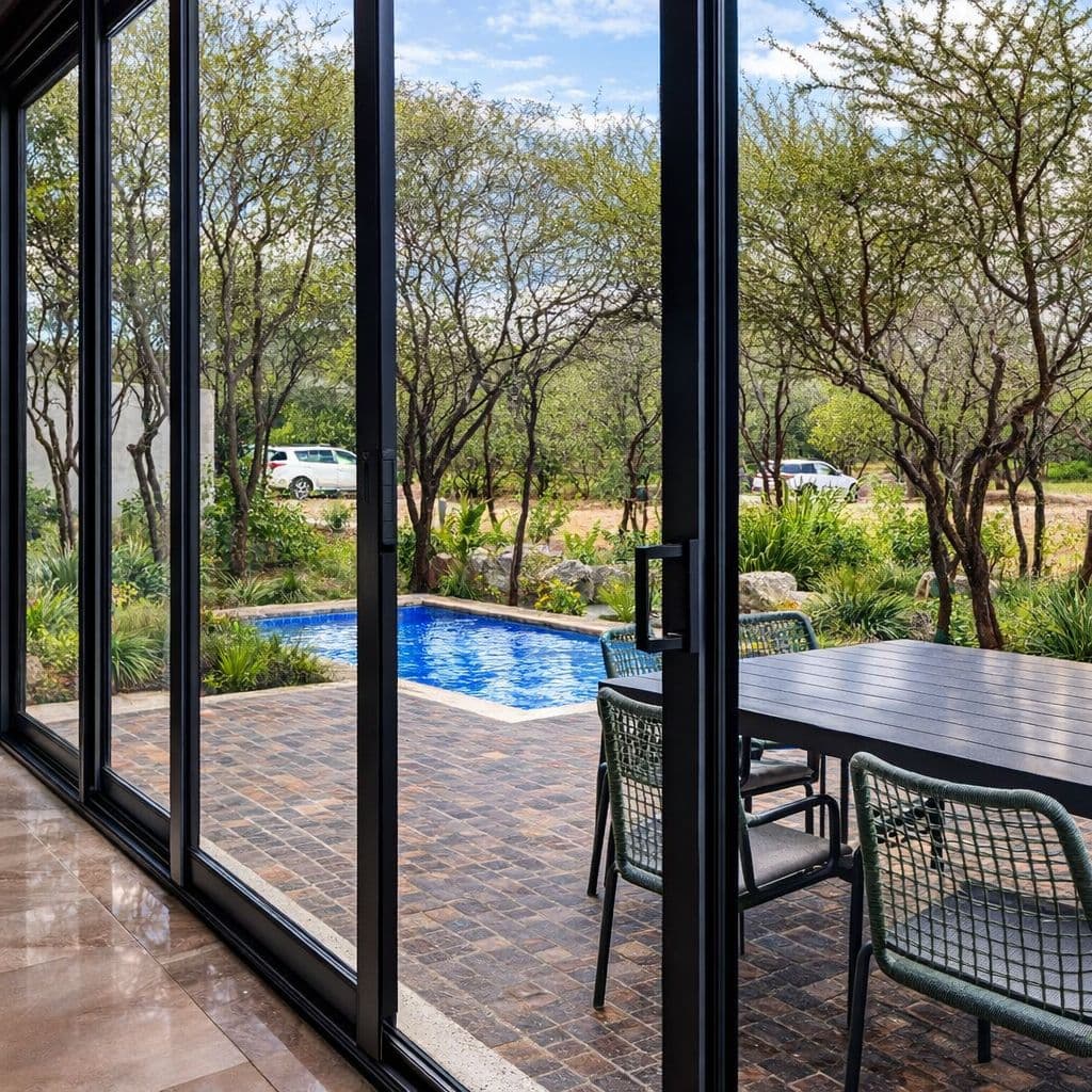 Luxurious Vineyard Home with Pool in "Senderos" — photo 7 of 10