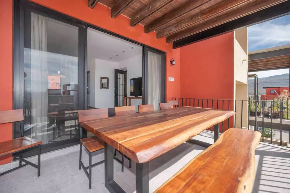 Turnkey - Condo Cielo — photo 3 of 10
