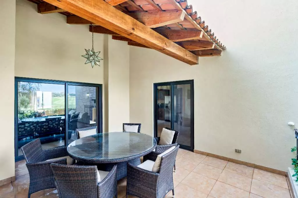 Casa Luces — photo 3 of 10