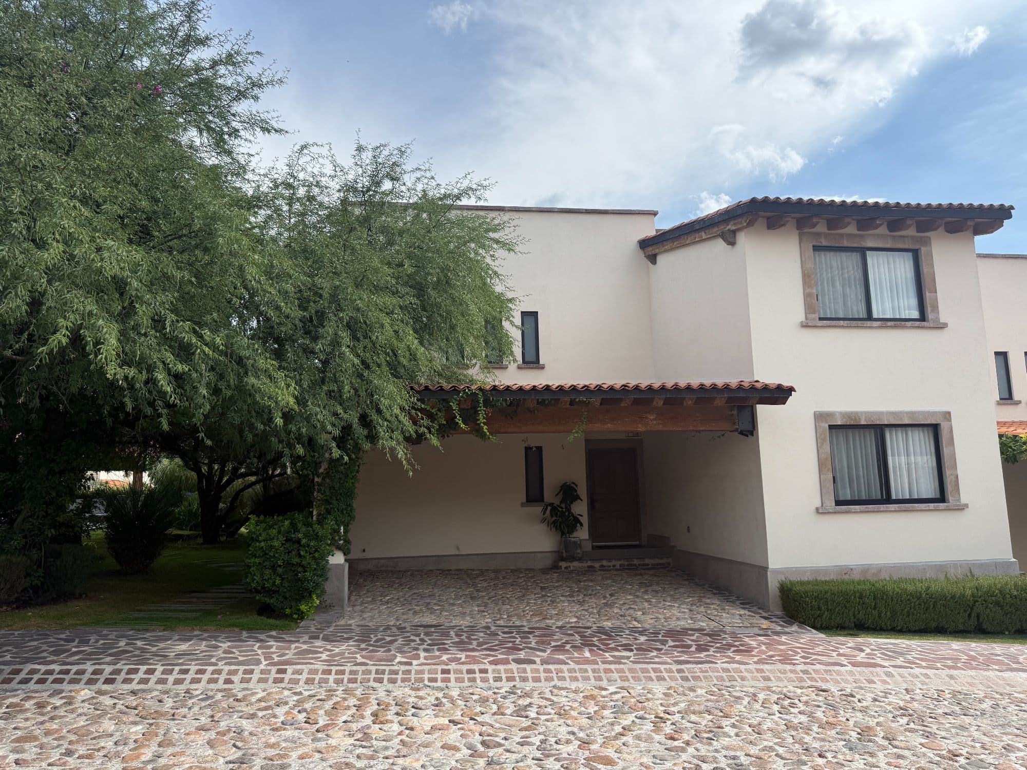Casa Nueva Escondida — photo 6 of 7