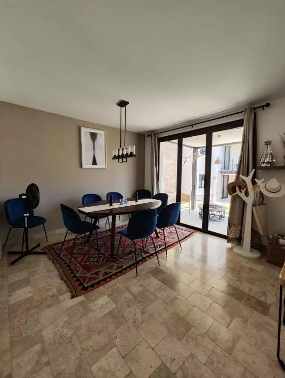 Casa Uma — photo 3 of 10