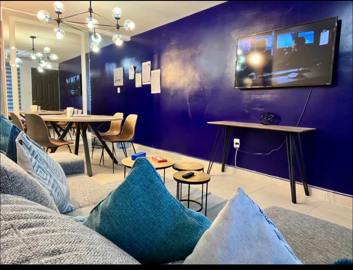 Investment property — photo 3 of 10
