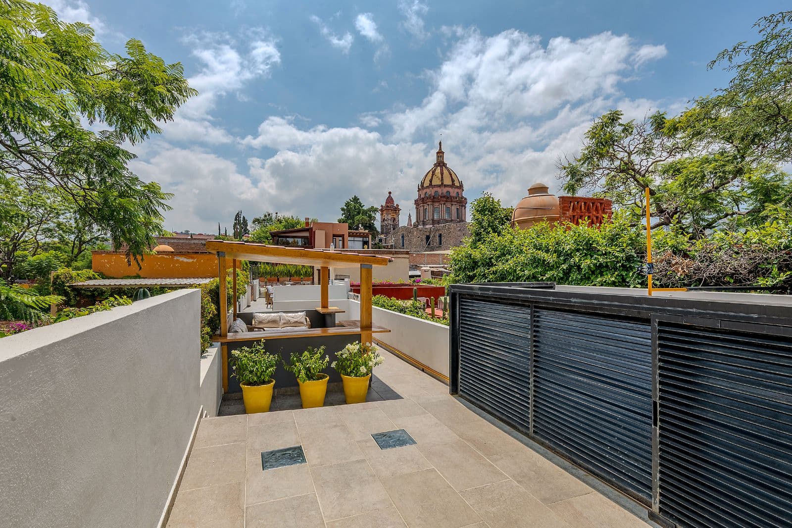 Casa 77 — photo 1 of 10