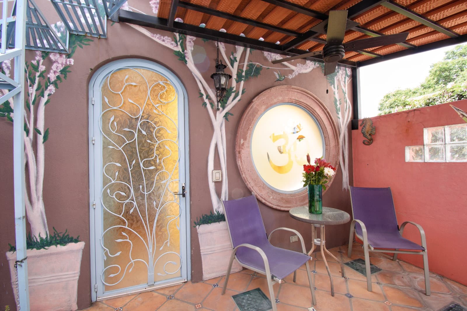 Casa Colores — photo 7 of 10
