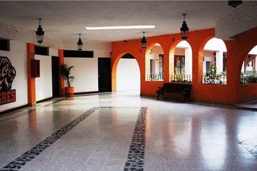 Locales comerciales Plaza Real del Conde — photo 2 of 6